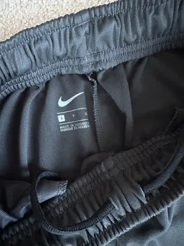 Nike  Sweatpants