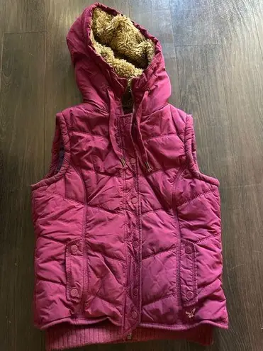 American Eagle | Hooded Puffer Vest