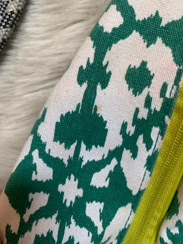 KAVU Rope Sling Bag Backpack Adjustable Green White/Black