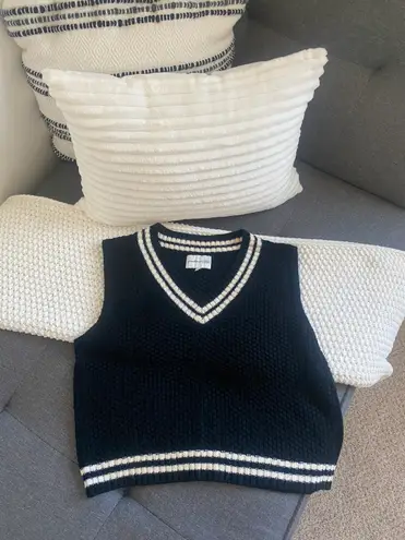 Boutique Sweater Vest 