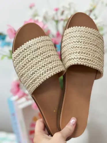 Soda Raffia Strap Band Woven Sandal