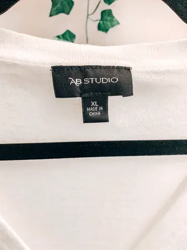 AB Studio  White Cardigan thumbnail 3