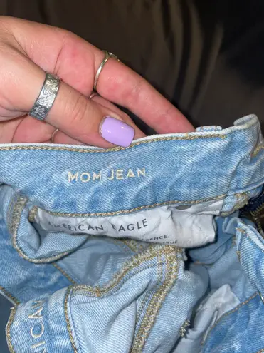 American Eagle Outfitters Moms Jeans