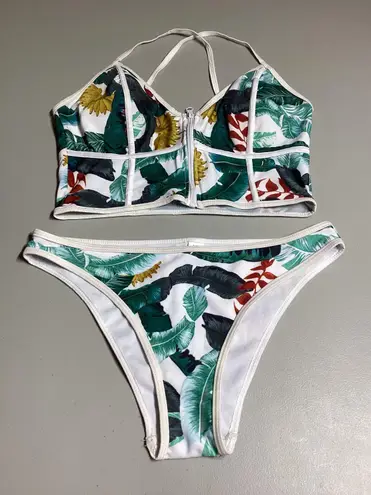 NWOT Front Zip Cropped Leaf And Flowers Tankini And Bottoms Size XL White