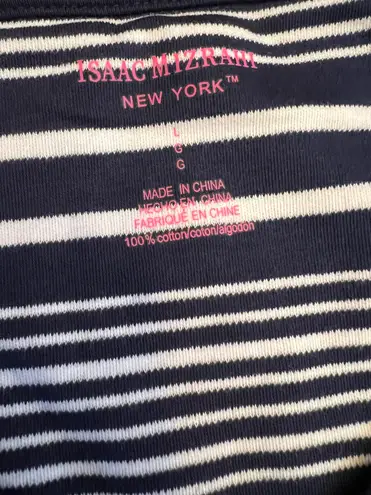 Isaac Mizrahi New York Short Sleeve V- Neck Pullover Tee