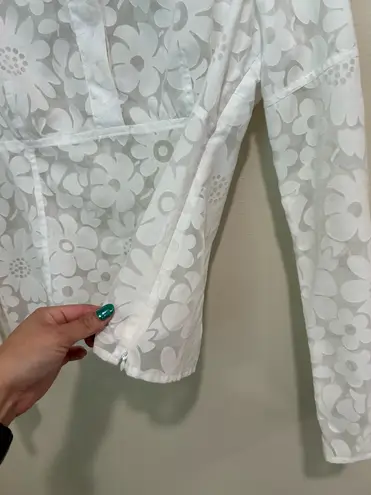 White semi sheer floral long sleeve top Size 6