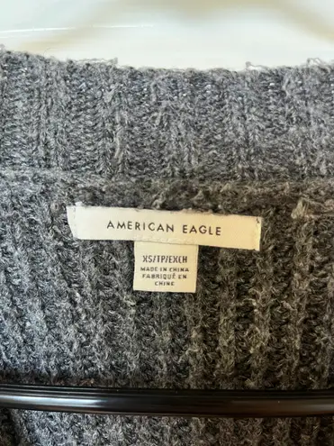 American Eagle Outfitters Sweater