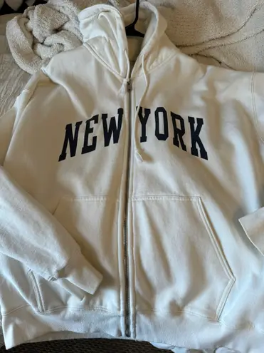 Brandy Melville Zip Up