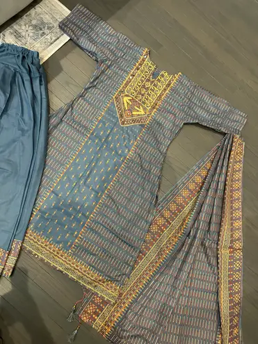 Pakistani/Indian 3pc Blue & Multi Color Embroidery Printed Shalwar Kameez Size M