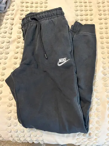 Nike Sweatpants