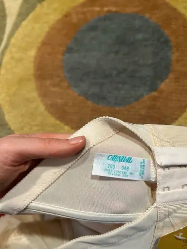 Carnival Vintage Retro Corset Top Bustier Top Bra Beige Nude Underwire Size 34B Tan