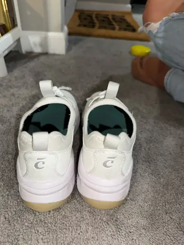 Clove Sneakers White Size 7