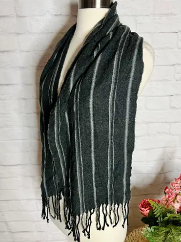 Geoffrey Beene Italian Scarf