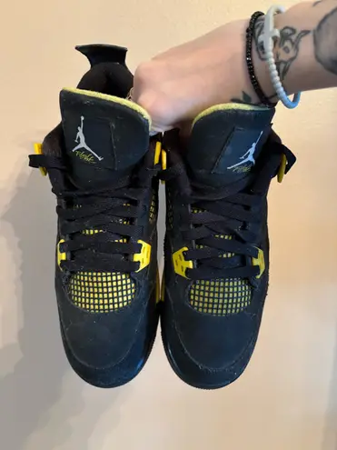 Air Jordan  4 Retro GS 'Thunder' 2012 - Image 3