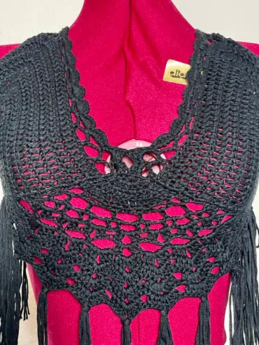 Timing Crochet Crop Top