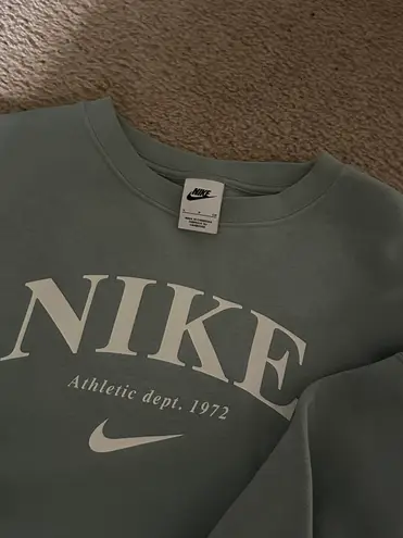 Nike Sweatshirt