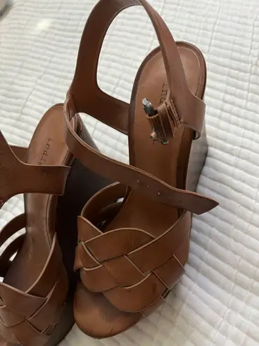 Indigo rd. Leather Wedges