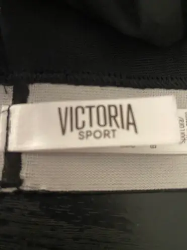 Victoria Sport VICTORIAS SECRET-VICTORIAS SPORT-BLACK SPORTS BRA-SIZE XL Black sports bra in new condition, does normt have padding, mesh back. Bust: armpit to armpit 18-20 inches
