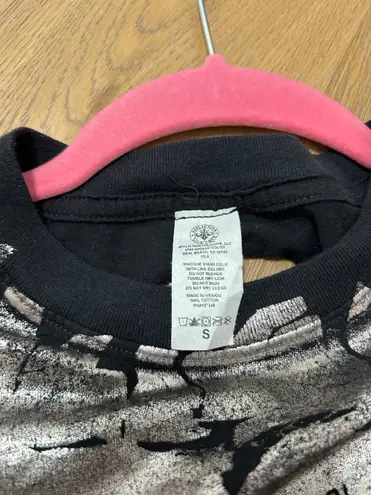 Affliction Small skull t shirt