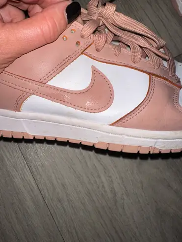 Nike Pink  Dunk Low - Image 5