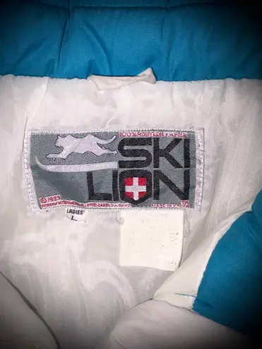 Women’s Vintage Ski Jacket Medium/Large Ski Lion White