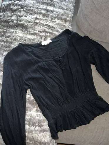 Tilly's / Ivy+Main Black Top