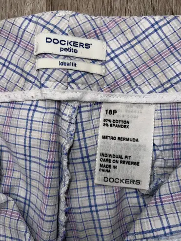 Dockers Petites Ideal Fit Plaid Print Bermuda Shorts 16P Women’s White Blue Pink