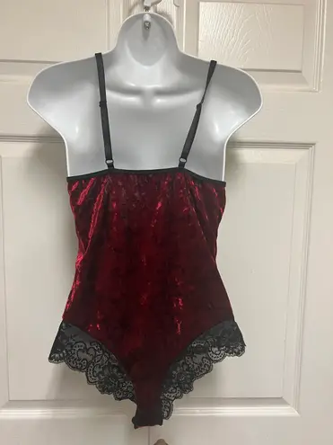 GUZYING Wine Velvet Lace Teddy Bodysuit