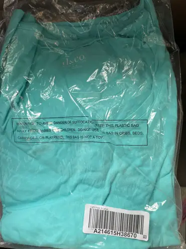 Denim & Co . Short Sleeve Scoop Neck Trapeze Top A214615