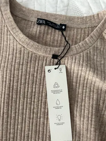 ZARA Neutral T-shirt