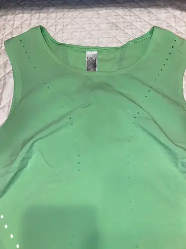 Lululemon green sleeveless top