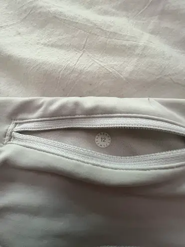 Lululemon white 4” speed up shorts