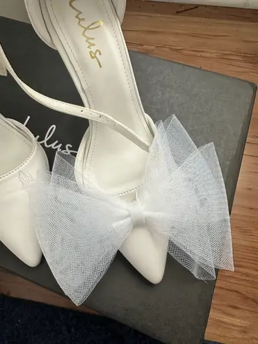 Lulus Tanyay White Bow Heels