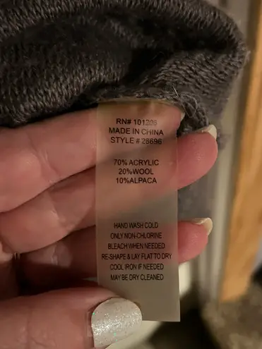 Soft Surroundings Grey Knit Pullover Sweater, V-Neck, Size S Acrylic-Wool-Alpaca