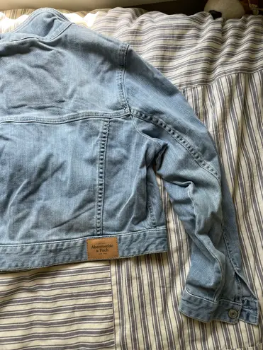 Abercrombie & Fitch Jean Jacket