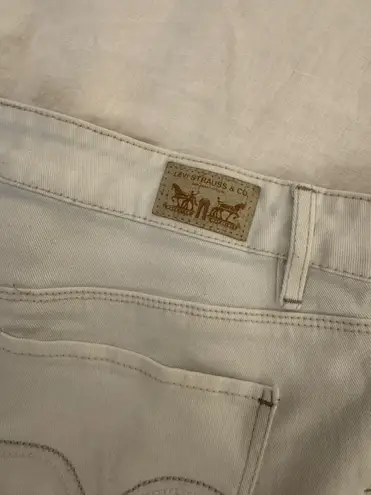 Levi Strauss & CO. Levi’s white short shorts