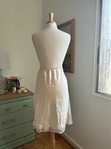 Vintage peach slip skirt Pink Size M