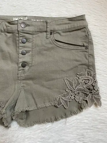 Mossimo Denim Y2k Mossimo embroidered lace distressed hem high rise shorts