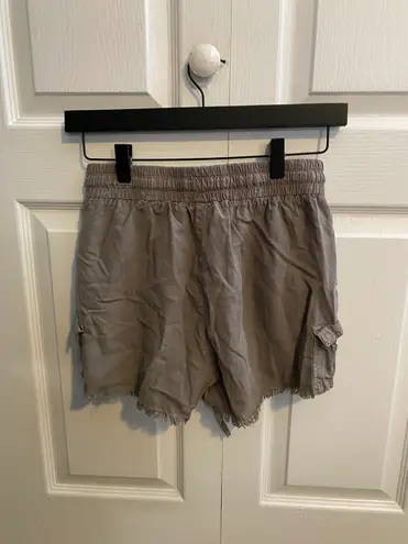 Thread and Supply Shorts