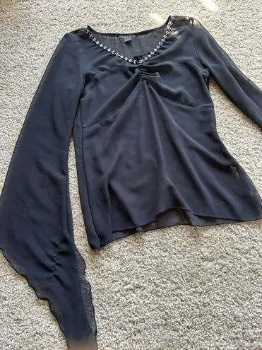 Seductions Vintage Bell Sleeve Flared Mesh Long Sleeve Top - Image 5