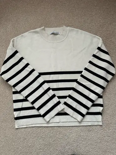 Abercrombie & Fitch  Black and Cream Striped Sweater