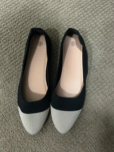 Amazon women’s flats 