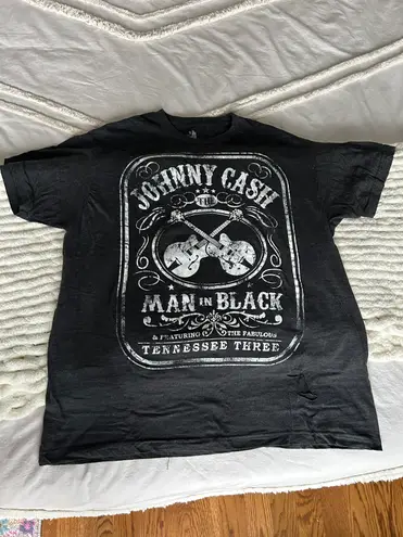 Distressed Johnny Cash Graphic Tshirt Gray Size L