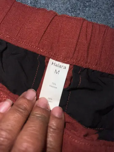 Halara  Shorts burgundy orange