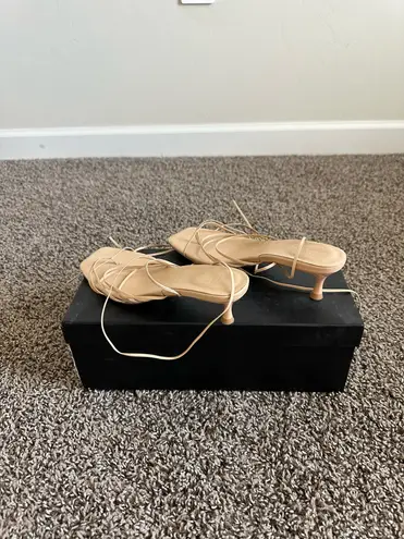 LPA Lucia Heel in Nude, size 6.5