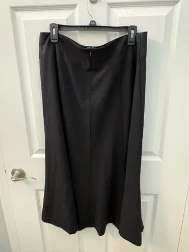 Covington size 14 black flowy midi skirt