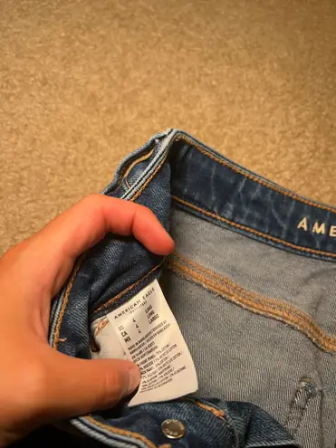 American Eagle AE Strigid Mom Jeans