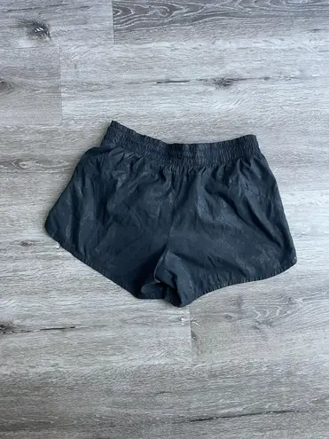 Athleta Black Patterned  Shorts