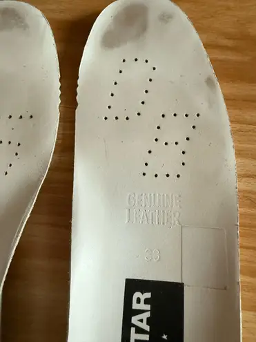 Golden Goose  Super-Star Iridescent and Glitter Leather Sneakers - Sz 38 - US 7 1/2  These are in good condition with light wear throughout. They are a pretty hard to find but super cute style. They have like holographic leather and glitter areas. Please see pics for details.   Metallic leather upper Round toe Lace-up closure White leather star Cushioned insole; unlined Rubber sole Made in Italy - Image 14