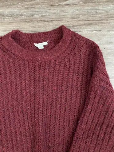 American Eagle  maroon cable knit sweater 